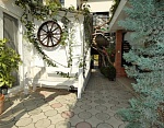 "Viktoriya" гостевой дом в Евпатории фото 3