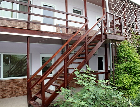 фото "Уютный" гостевой дом в п. Черноморское