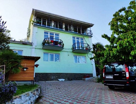 фото "Николя" гостевой дом в п. Малый Маяк (Алушта)
