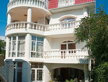 фото "Приветливый" гостевой дом в Судаке