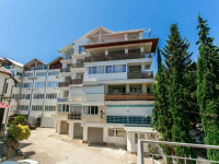 "Дельфин" дом (эллинг) под-ключ в Алуште