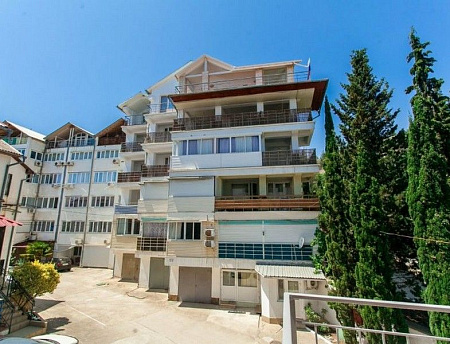 фото "Дельфин" дом (эллинг) под-ключ в Алуште