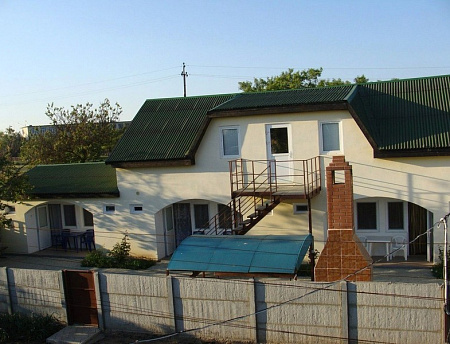 фото "Оазис" гостевой дом в с. Новосельское (п. Черноморское)