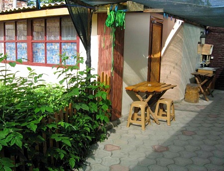 фото "Домашний дворик" частный сектор в п. Береговое (Феодосия)
