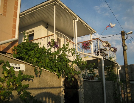 фото "Домашний Уют" гостевой дом в п. Приморский (Феодосия)