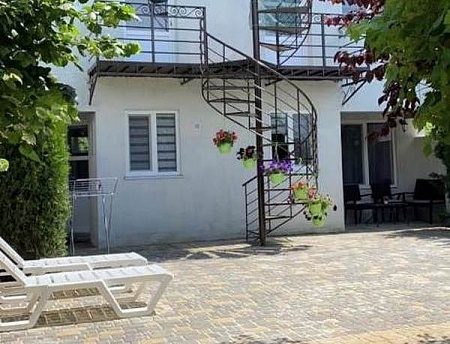 фото "Наталья" гостевой дом в п. Любимовка (Севастополь)
