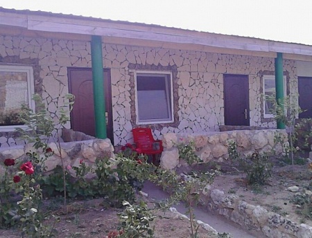 фото "Прибрежная 12" гостевой дом в п. Оленевка (Черноморское)